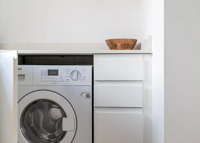 City Relay Belgravia Apartment 22